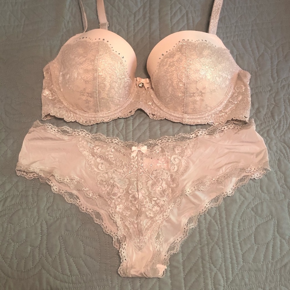 Victoria Secret Bra & Pantie Set